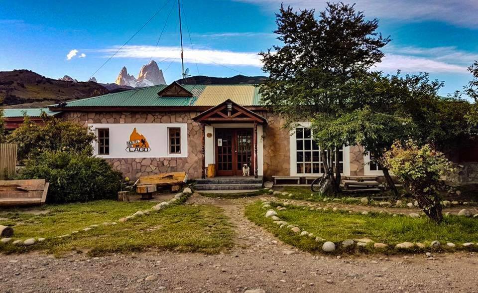 Hostel Del Lago, Habitaciones Privadas Y Cabanas El Chalten Esterno foto